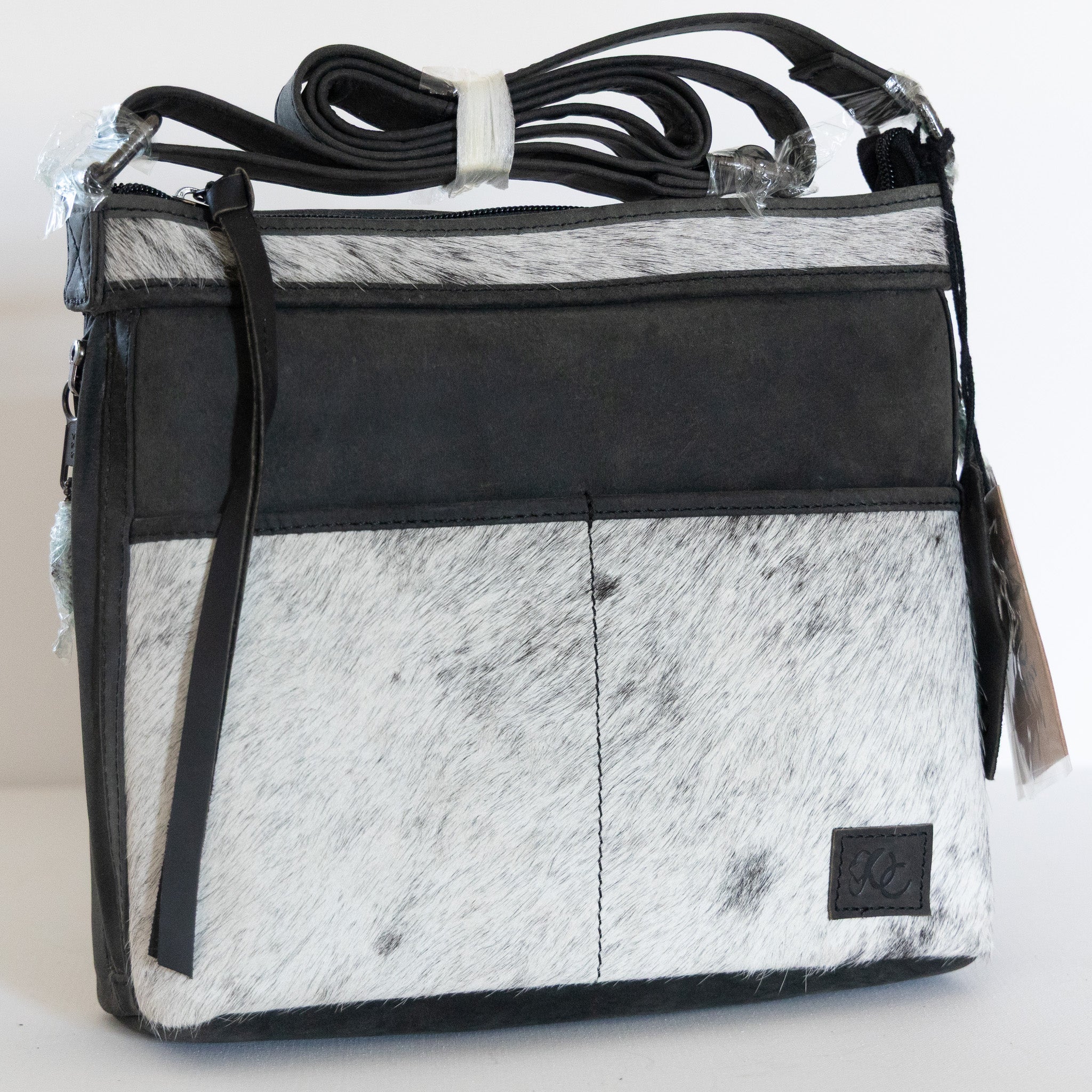 Final Sale - Diana - CC Crossbody (Black)