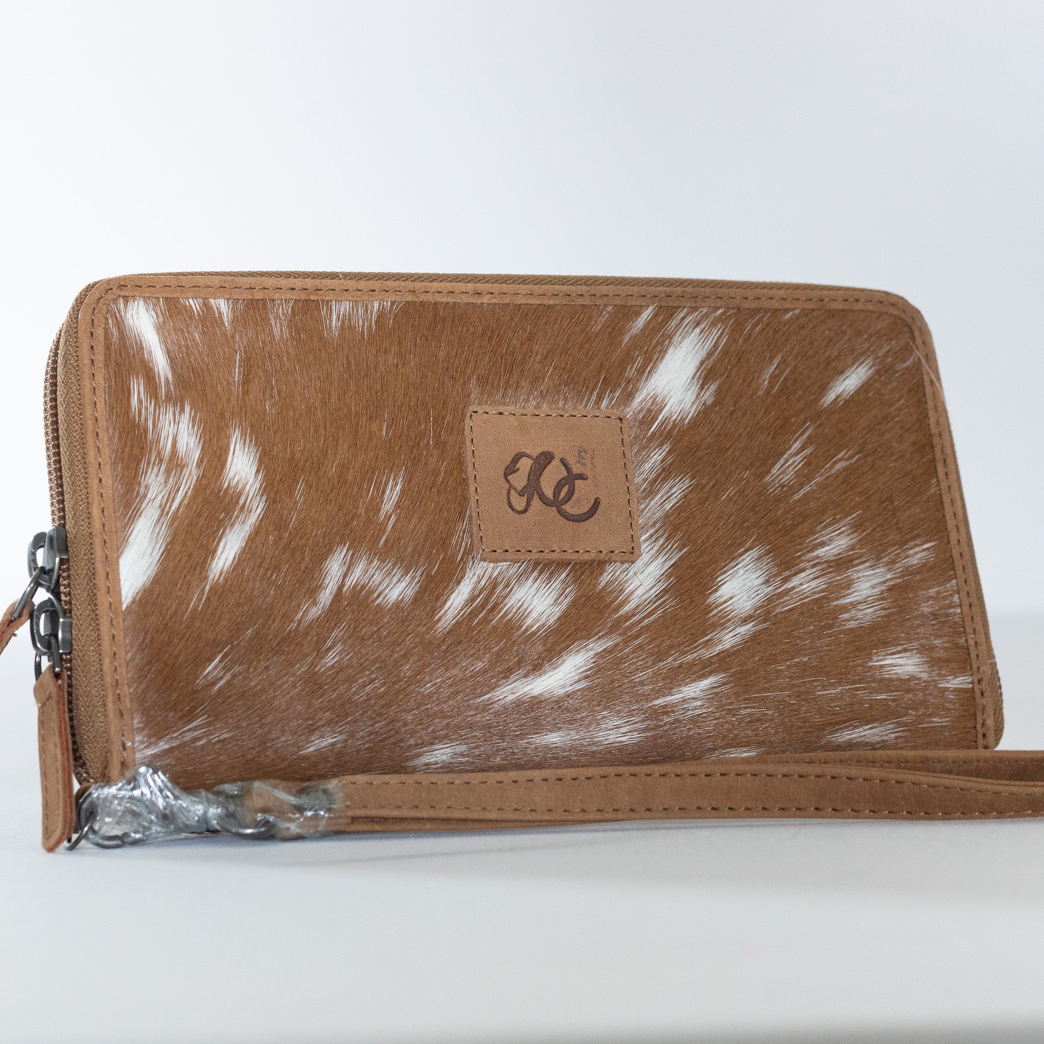 Brown Hair On Clutch