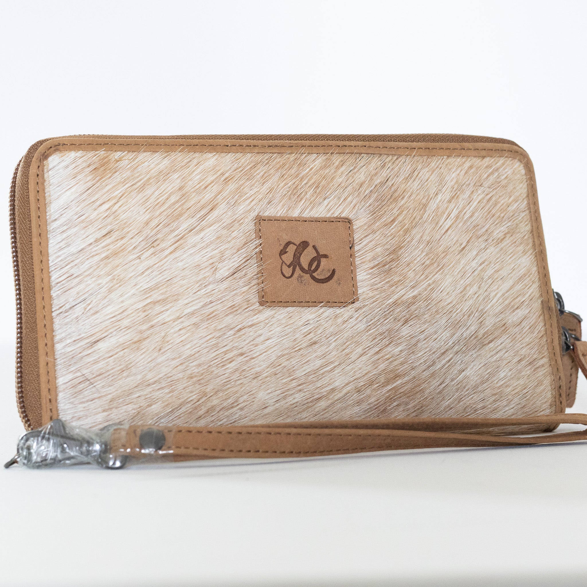 Brown Hair On Clutch